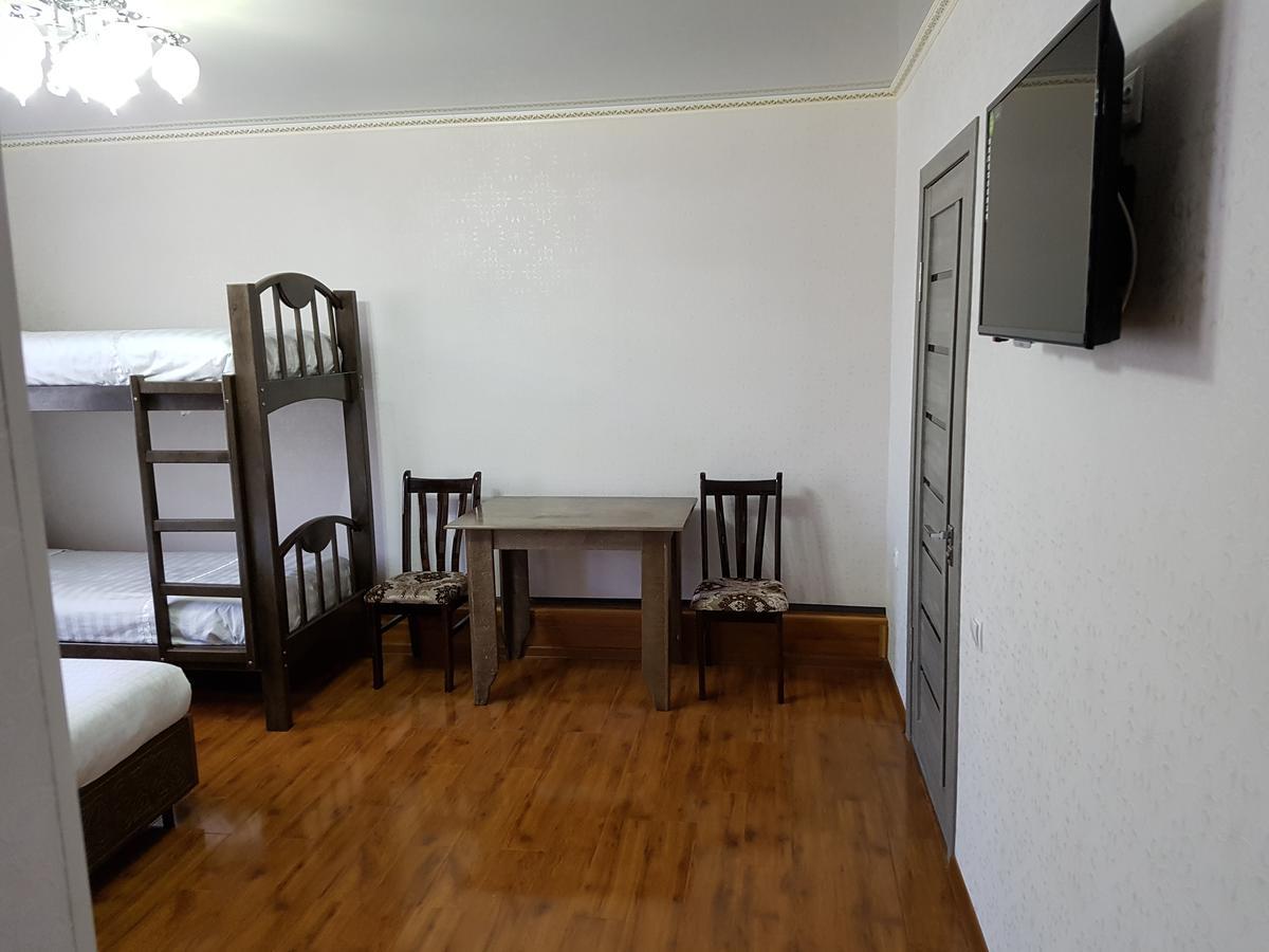 Datka Guest House Naryn Kültér fotó
